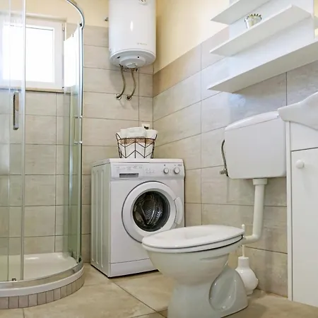 Villa With Seaview Barbara Апартаменты